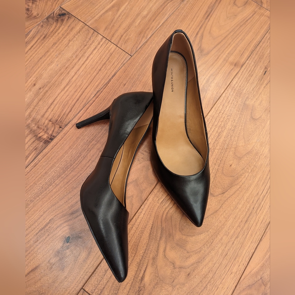 Sale! Classic black heels